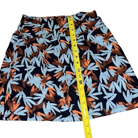 L.L. BEAN Printed Beech Point Skirt Size Small - Picture 7 of 9